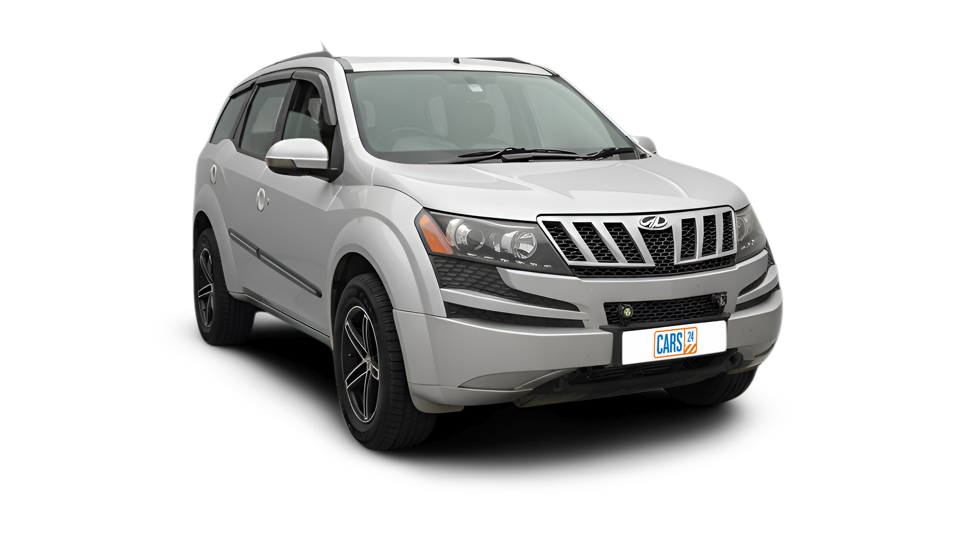 Mahindra XUV500-img
